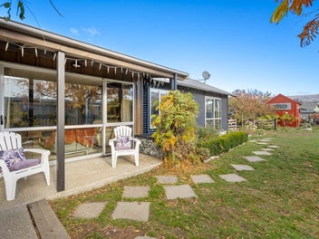 Charming three bedroom home on spacious section