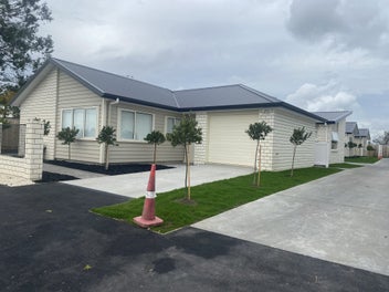 Image 1 of 8