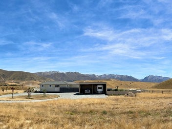Image 1 of 6