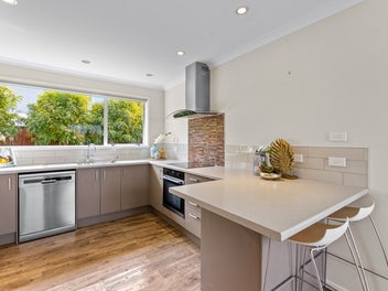 Great Family Home - Plus Much More