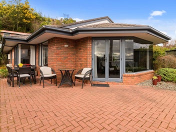 6a Sloane Avenue Tihiotonga