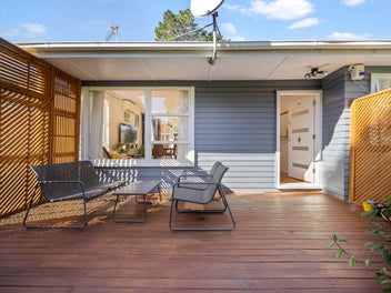 Stylish 4 Bedroom Home in Prime St Johns Location