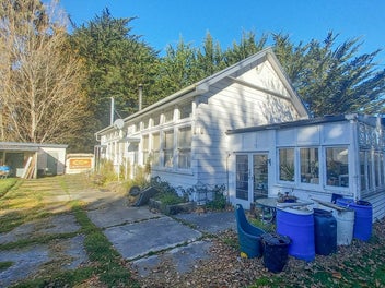 Tranquil Serene Unique 2 B/R Property On 5203m2