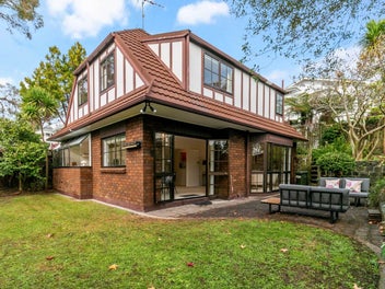 Affordable Do Up Entry into St Heliers