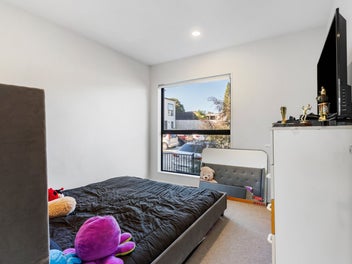Freehold. Stylish. Affordable.