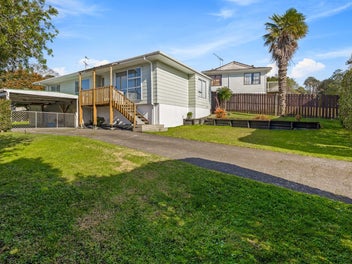 Potential Plus in a Popular Location!