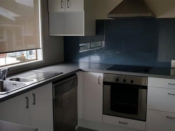 Image 1 of 18