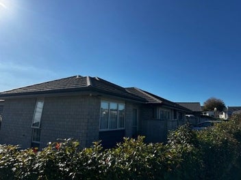Image 1 of 7