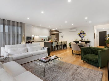 Modern Elegance Meets Family Comfort in Glendowie