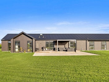 Country feel, city convenience!