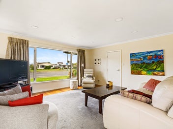 Upsized family living
