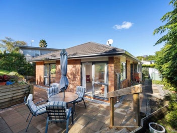 Solid Brick & Tile In Prime Hillcrest