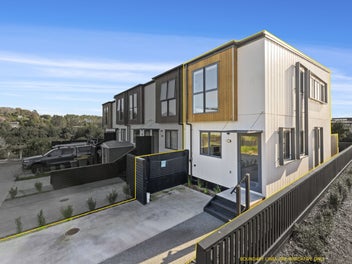 Best in the Block! Corner 3 Bed + 2 Bath!