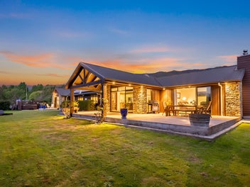 Ultimate Lifestyle Living + Income!