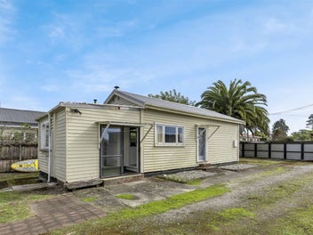 Beach Life in the Buller