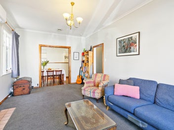 SUNNY GARDEN COTTAGE | BEO $875,000