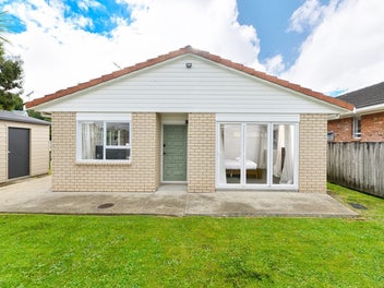 A Great Place to Start in Birkdale