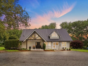 Lifestyle Property with Serious Potential