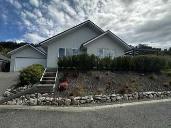 Image 1 of 11