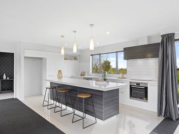 Effortless family living with a view