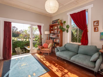 Bungalow Charm