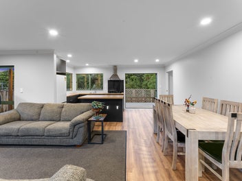 RENOVATED 3 bedroom LAST WEEK OF OPEN HOMES!