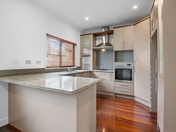 Spacious & Versatile Family Living!