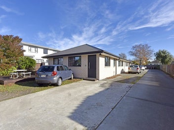 Premium Investment - High Yield, Prime Location