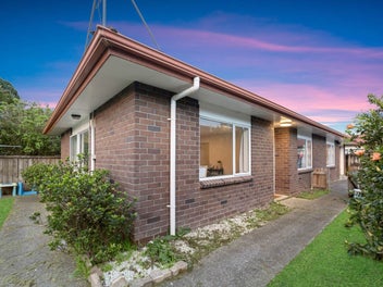Brick & Tile Kiwi Classic!