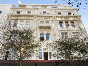 LET THE SUNSHINE IN!!