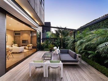 Urban Sanctuary | TaylorMade.