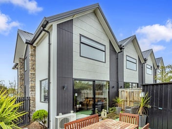 Great Location - Great First Home or Investment