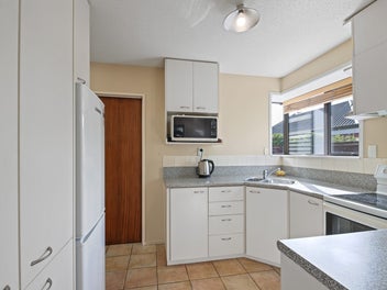 Avonhead Beauty Two Bedroom Townhouse