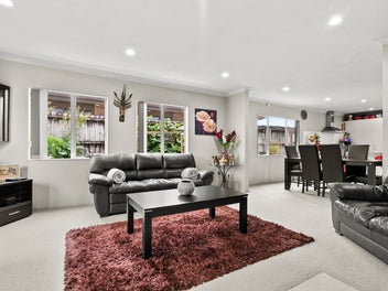 Modern Family Living in Prime Location