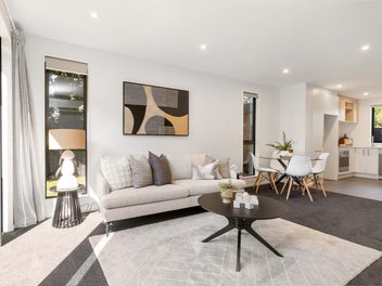 Brand New, Sun-Filled Living on Hagley Park