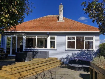 Image 1 of 10