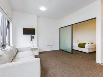 Premium apartment in prime position!