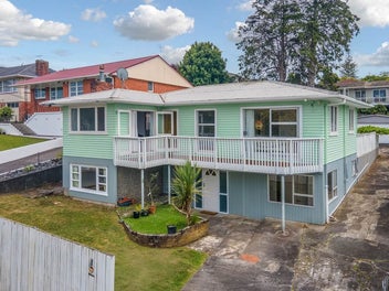 Image 1 of 20