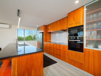 Renovated modern escape at Peketa