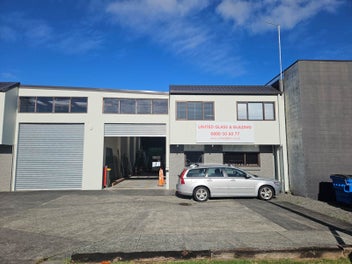 Image 1 of 6