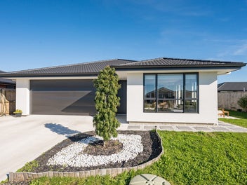 Modern Comfort in the Heart of Berryfields
