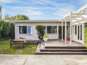 Spacious Family Home with Subdivision Potential