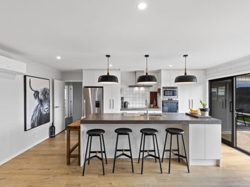 Modern Lifestyle Meets Outdoor Entertaining