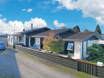 Image 1 of 20