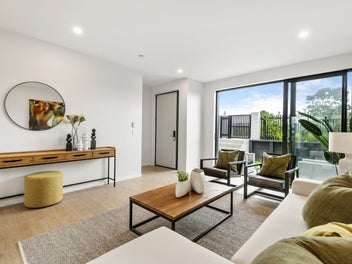 Coastal Living, Unbeatable Value - Move In Now!
