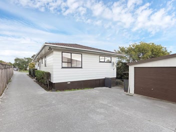 Easy Living in the Heart of Highland Park