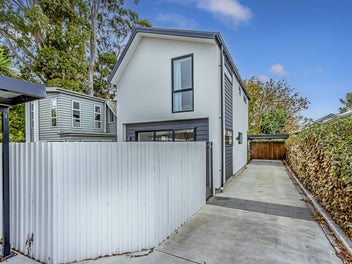 Location & Style - First Home or Investment