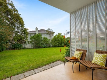 A Stylish Starter in the heart of Milford.