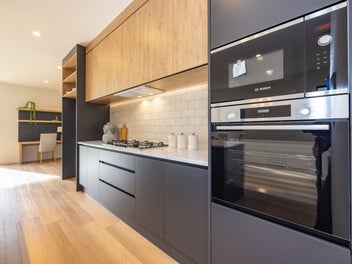 Luxurious Modern Living in Milldale's Premier Loca