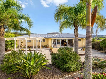Supersized Home in a Premium Lifestyle Location